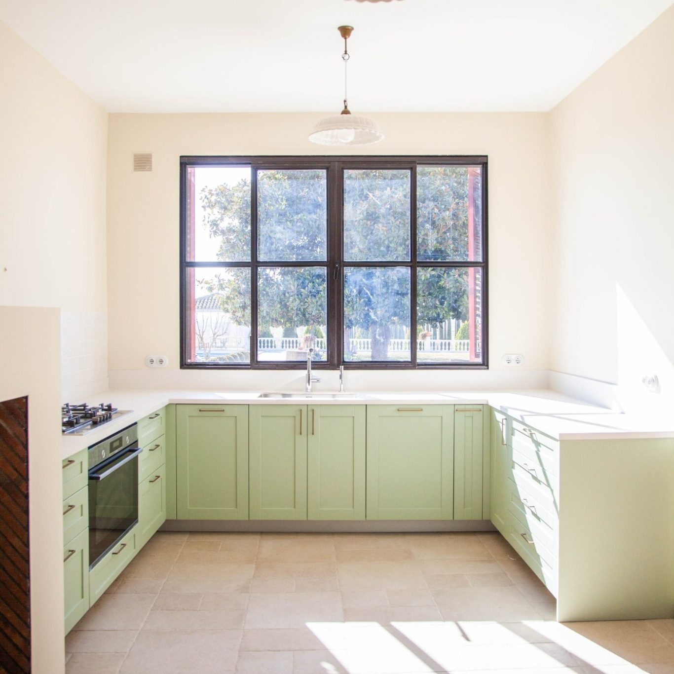 Muebles de cocina lacados verde Barcelona